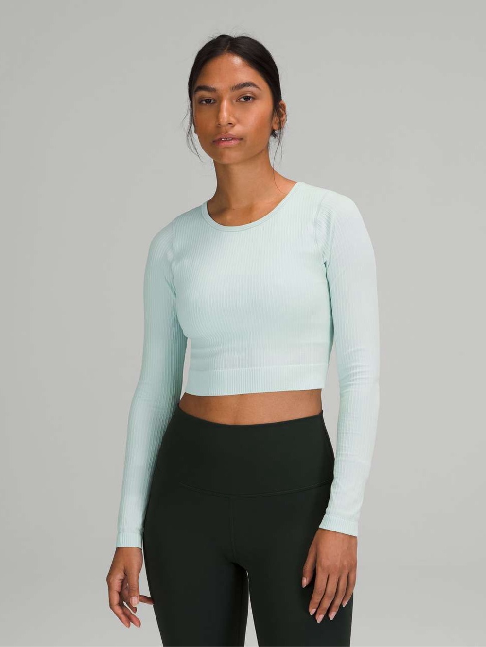 Lululemon 2 Ebb to Street Long Sleeve Delicate Mint Built In Bra Cropped Top